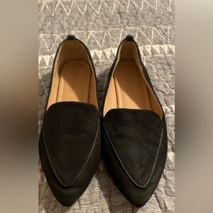 A4- Black chase & Chloe flat dress shoes